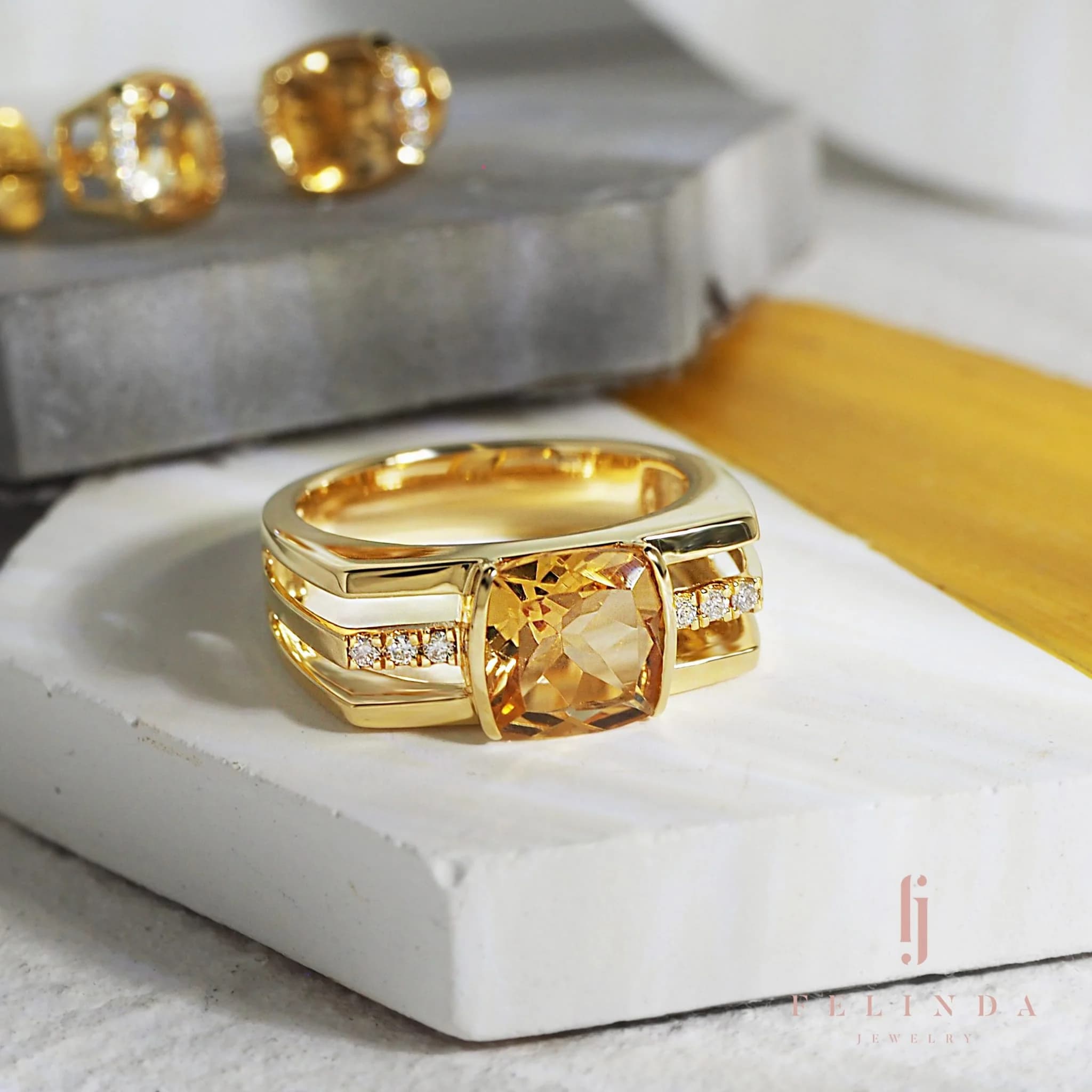 Diamond story wedding band